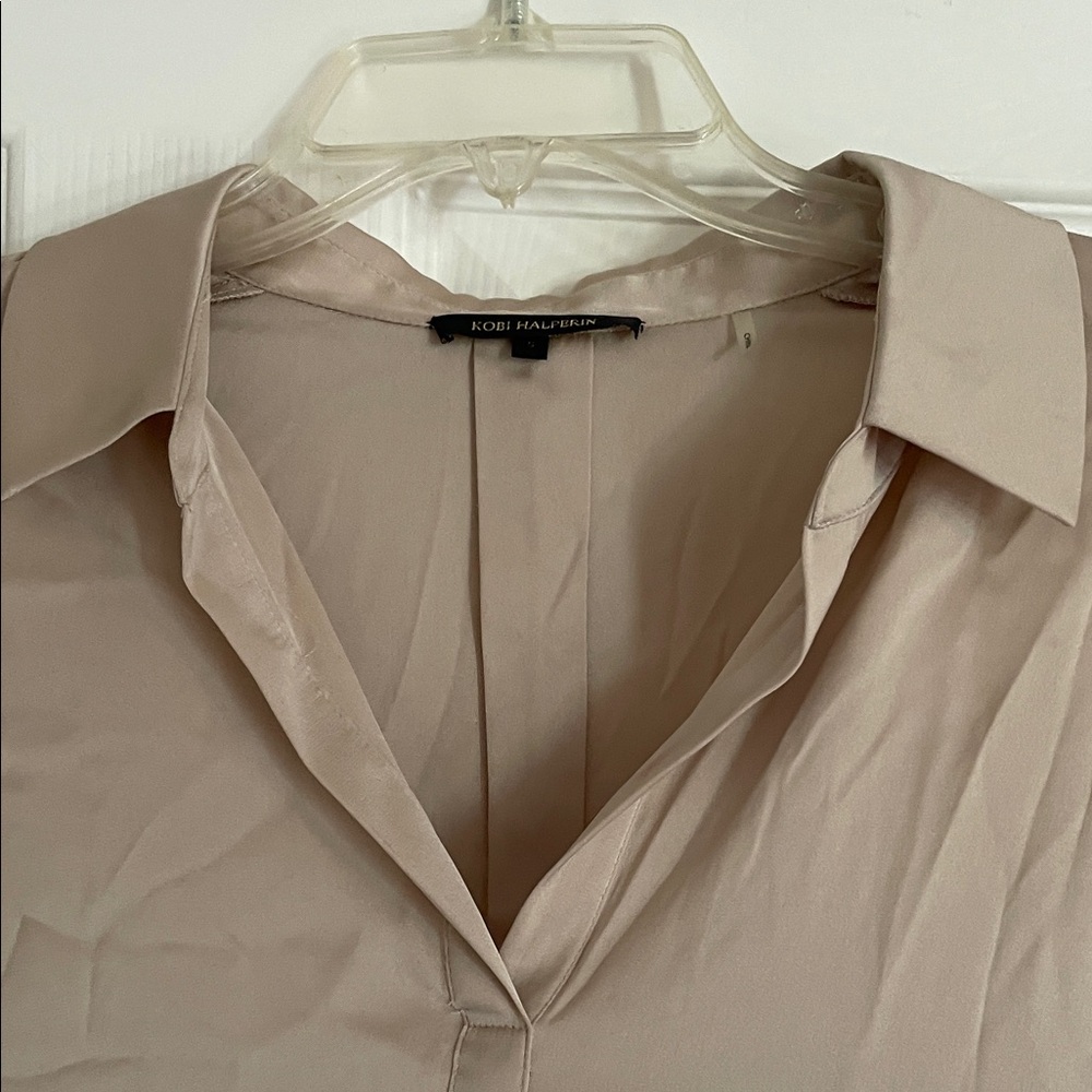 Kobi Halperin Taupe Blouse with Lace Sleeves - Picture 3 of 3